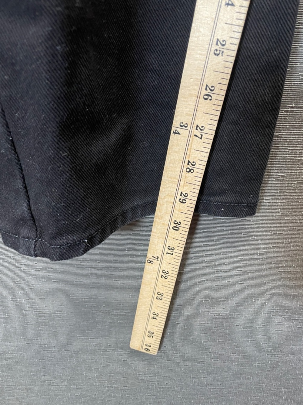 Lee Men's Straight Regular fit Jeans in Black - Picture 5 of 9